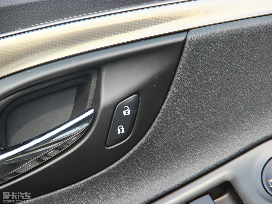 2013Խ 3.0L SIDI V6Ş