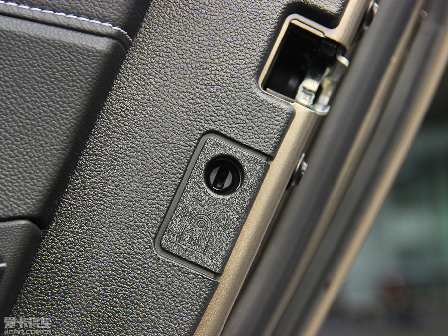 2013Խ 3.0L SIDI V6Ş