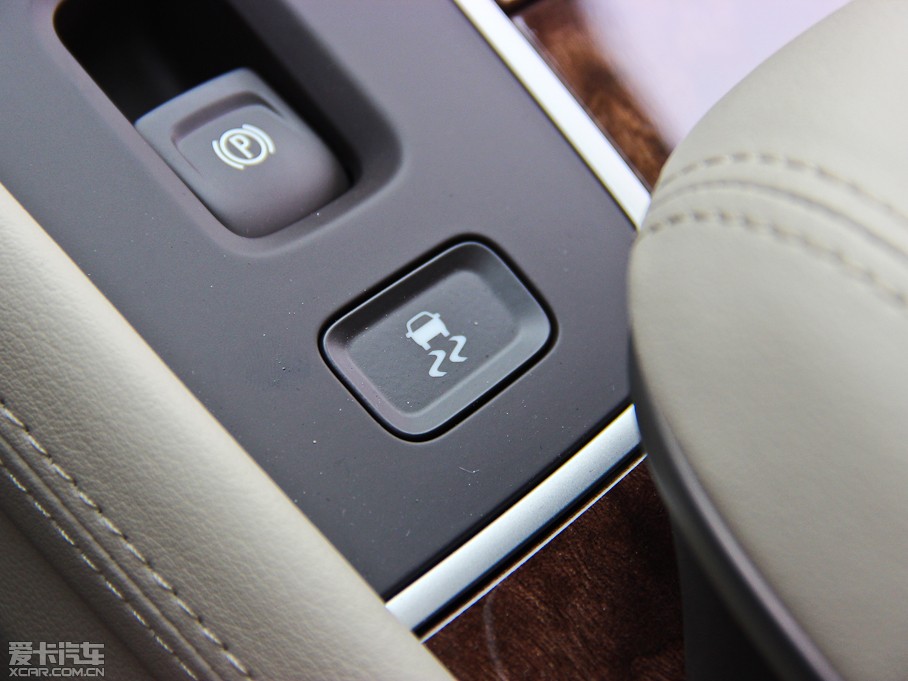 2013���Խ 2.0T SIDI��Ӣ���g(sh��)��