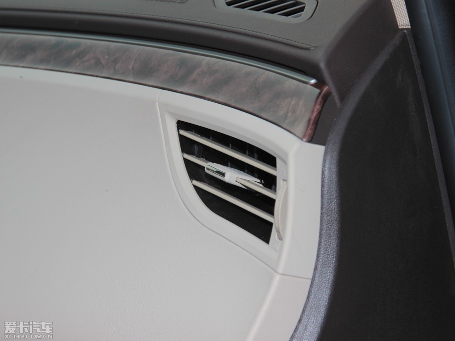 2013���Խ 2.4L SIDI�I�����m��