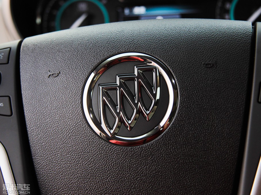 2013���Խ 2.4L SIDI�I�����m��