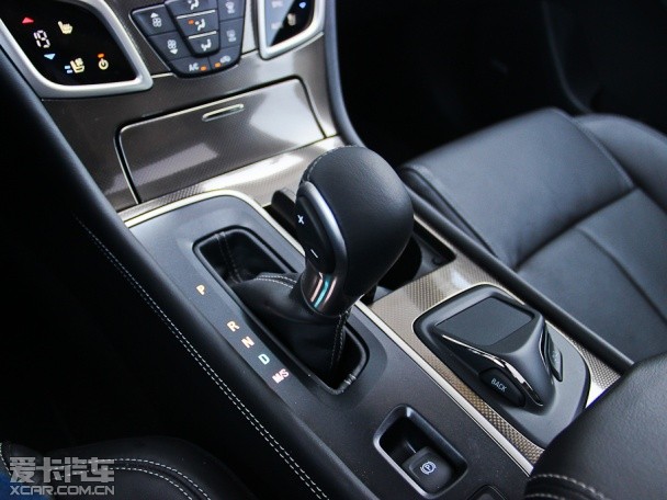 上海通用別克2013款君越