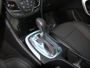 2014款1.6T 自动领先技术型 换挡杆