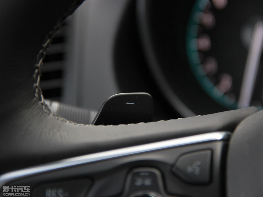 2014�����GS 2.0T �v���\�Ӱ�