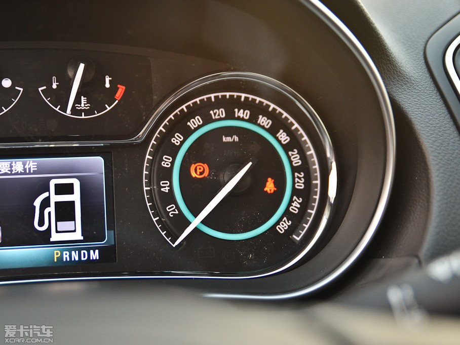 2014�����GS 2.0T �����\�Ӱ�