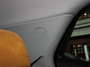 2014款1.4T 手动两驱都市运动型 空间座椅