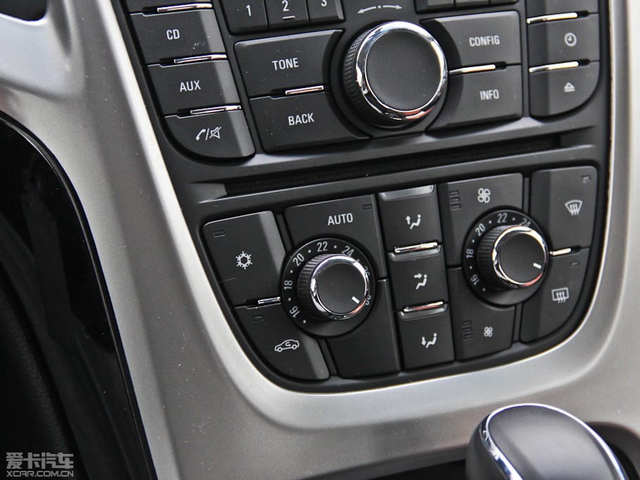 2014��Ӣ��XT 1.6T �r���\����