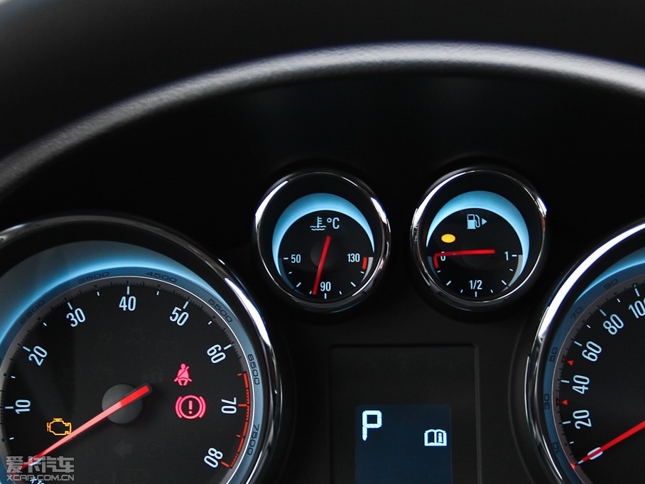 2014��Ӣ��XT 1.6T �r���\����