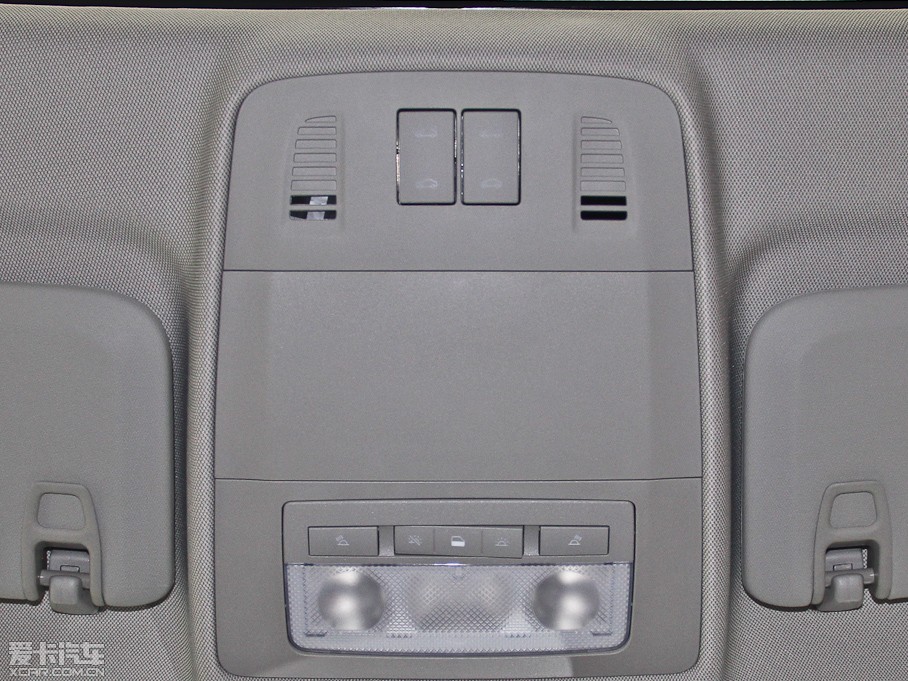 2014��Ӣ��XT 1.6T �r���\����