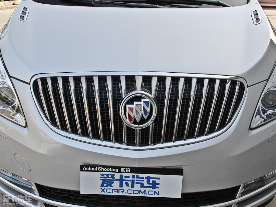 2014eGL8 ES 3.0L GTŰ