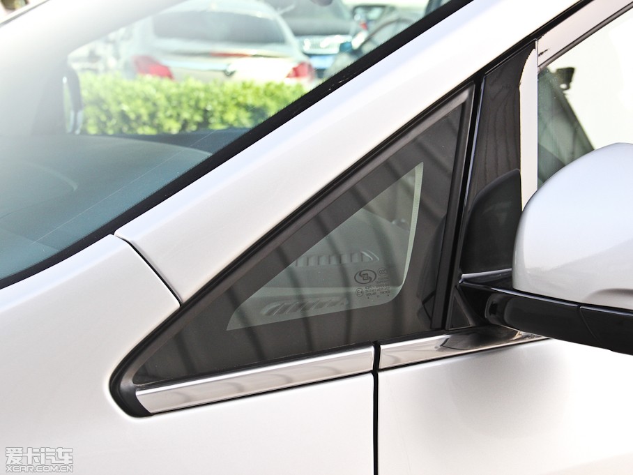 2014eGL8 ES 3.0L GTŰ