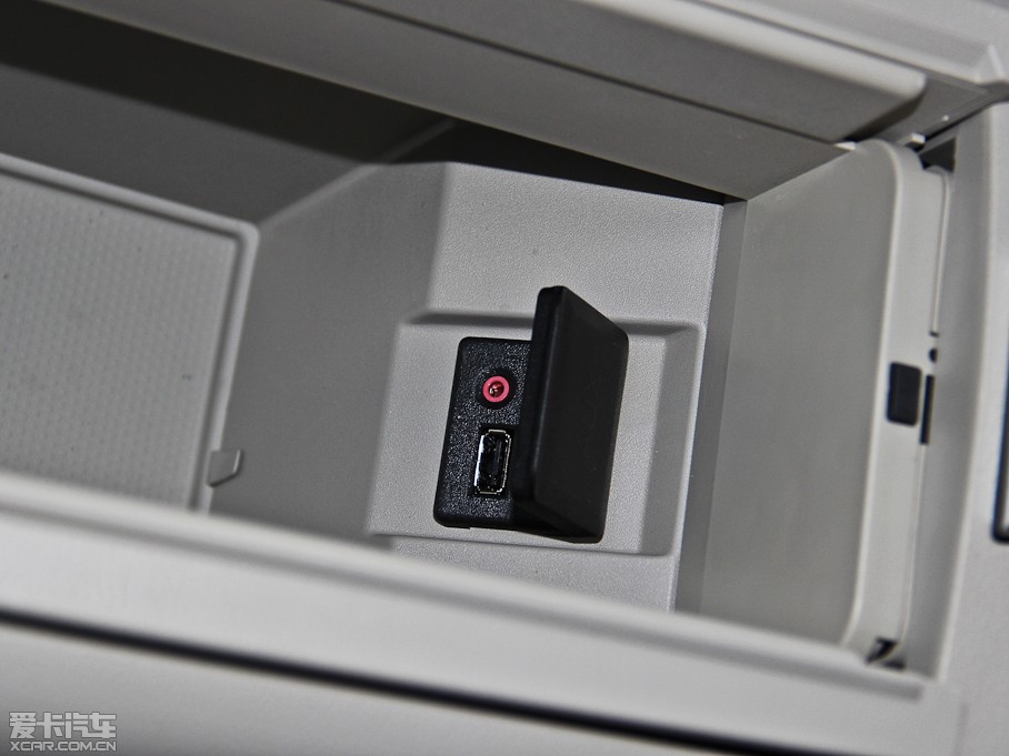 2014eGL8 ES 3.0L GTŰ