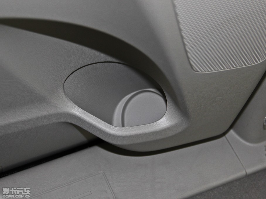 2014eGL8 ES 3.0L GTŰ