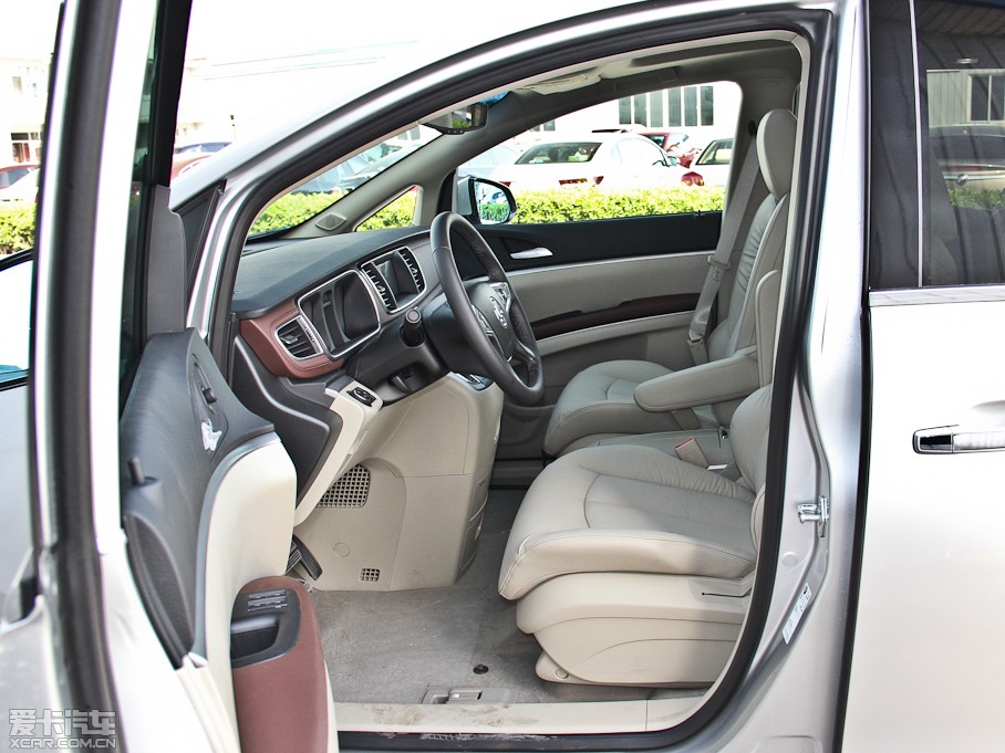 2014eGL8 ES 3.0L GTŰ