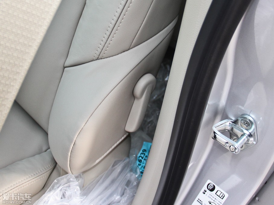 2014eGL8 ES 3.0L GTŰ