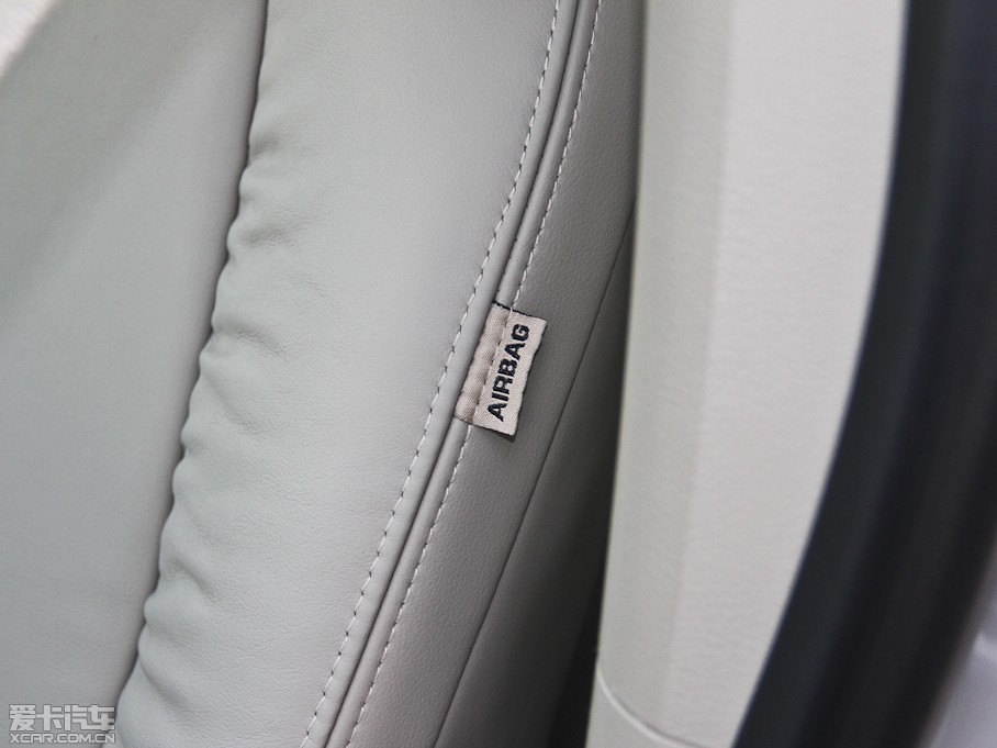 2014eGL8 ES 3.0L GTŰ