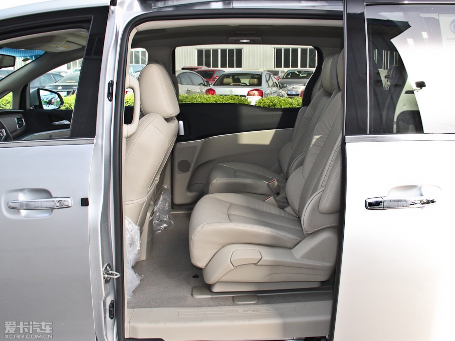 2014eGL8 ES 3.0L GTŰ