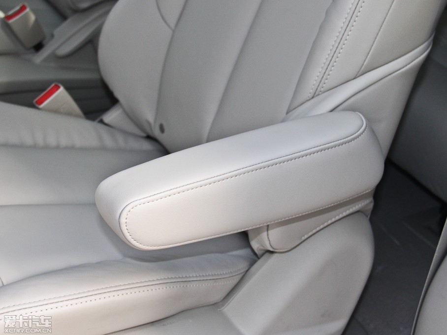 2014eGL8 ES 3.0L GTŰ