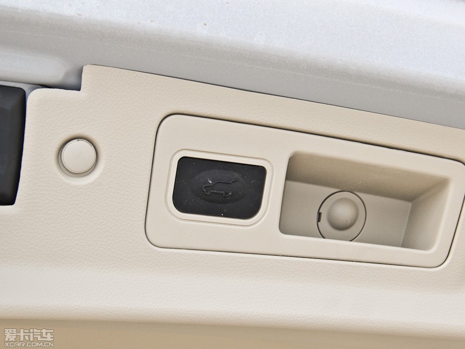 2014eGL8 ES 3.0L GTŰ