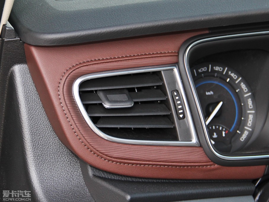 2014eGL8 ES 3.0L GTŰ