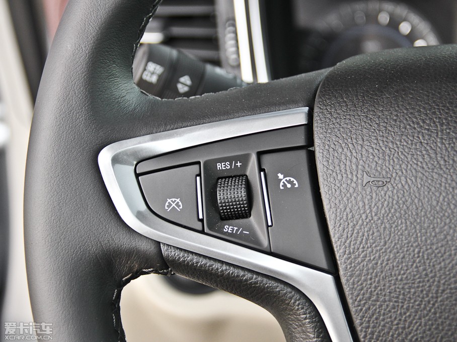 2014eGL8 ES 3.0L GTŰ