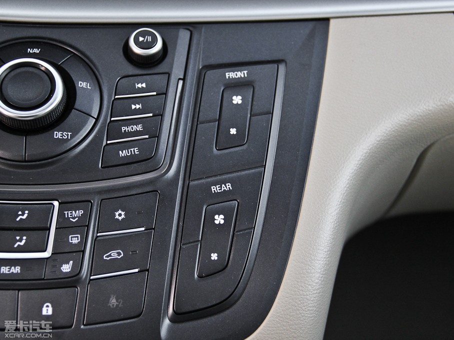 2014eGL8 ES 3.0L GTŰ