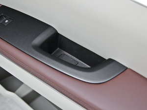 2014款3.0L GT豪雅版 空间座椅