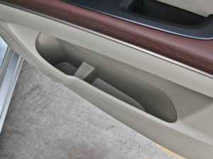 2014款3.0L GT豪雅版 空间座椅