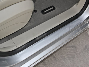 2014款3.0L GT豪雅版 空间座椅