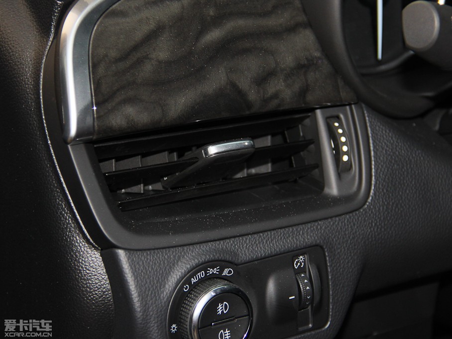 2014����� 28T ���(q��)ȫ����Ş��