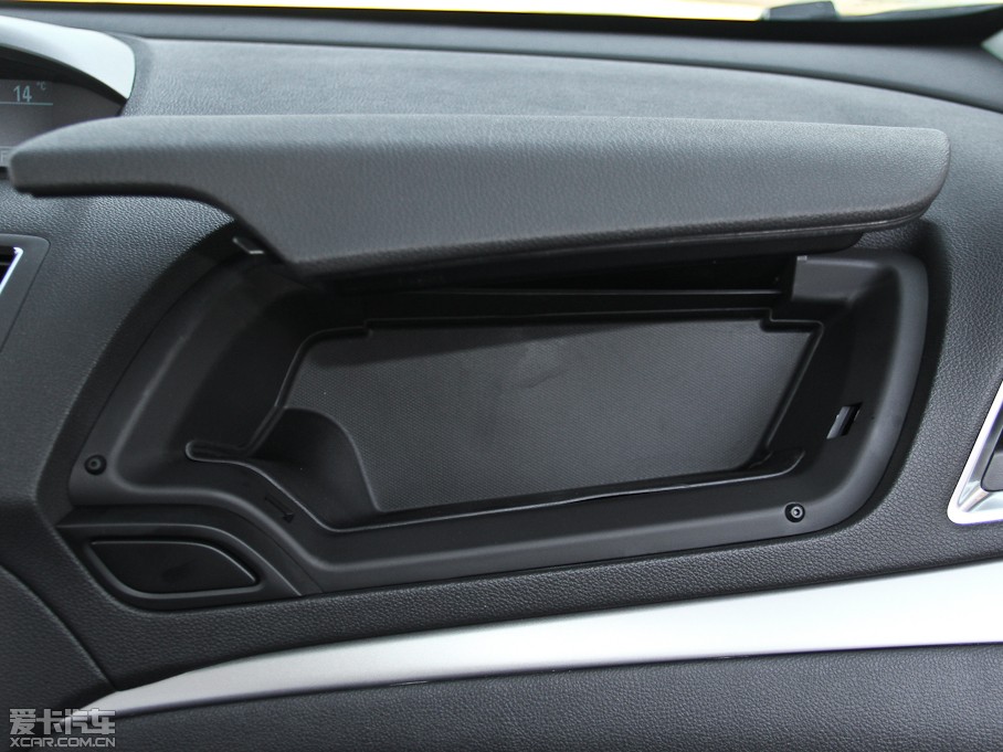 2015����� 1.4T �ԄӃ�򌶼�о�Ӣ��