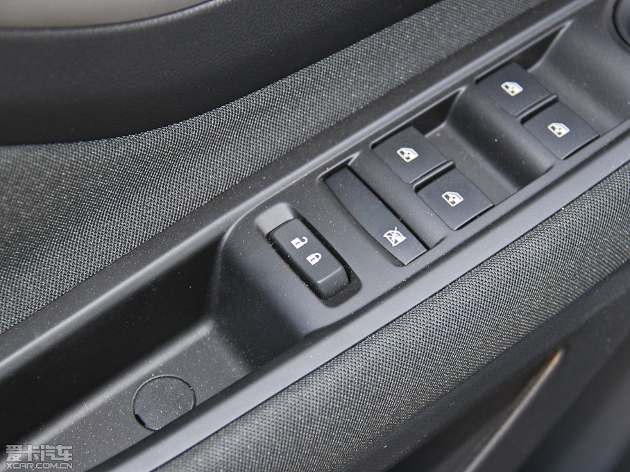 2015����� 1.4T �ԄӃ��(q��)���о�Ӣ��