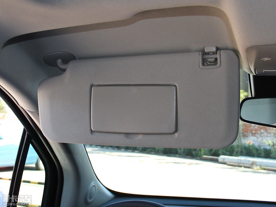 2015����� 1.4T �ԄӃ��(q��)���о�Ӣ��