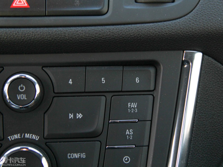 2015����� 1.4T �ԄӃ��(q��)���о�Ӣ��