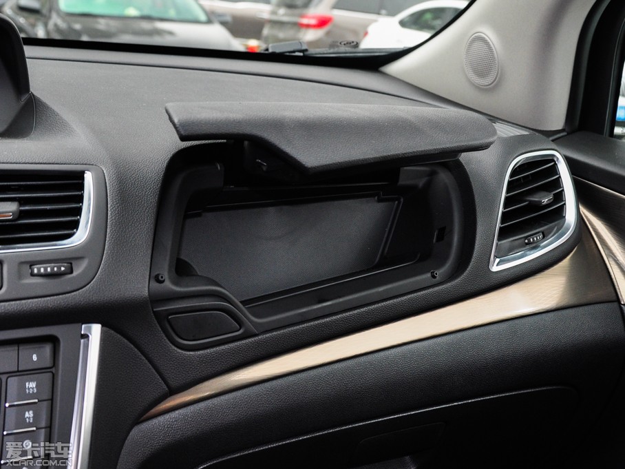 2015 1.4T ԄӃ򌶼I