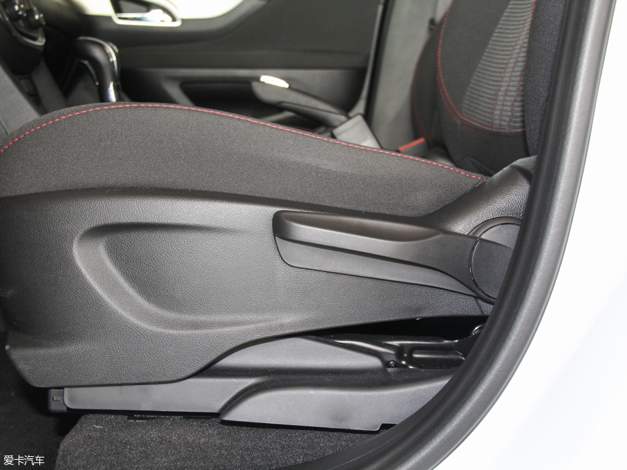 2015����� 1.4T �ԄӃ�򌶼�о�Ӣ��