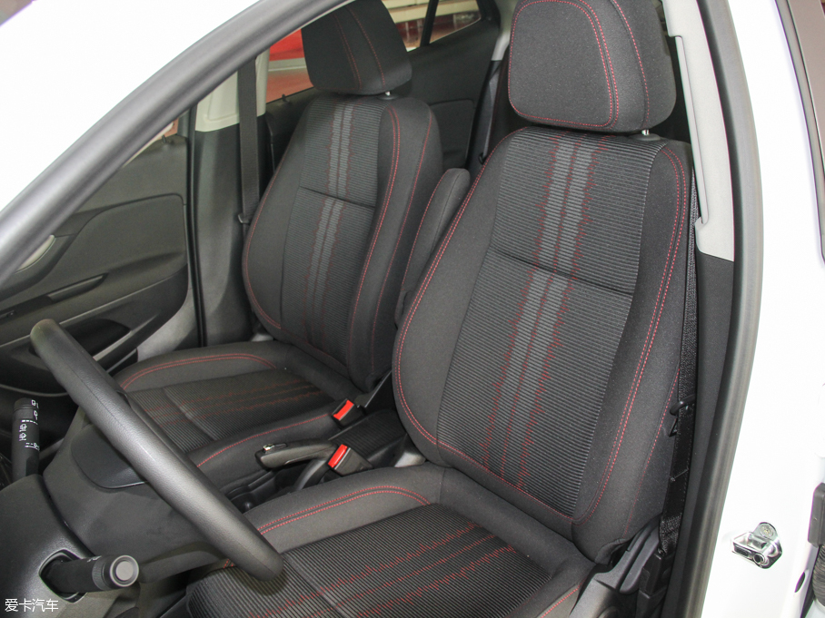 2015����� 1.4T �ԄӃ�򌶼�о�Ӣ��