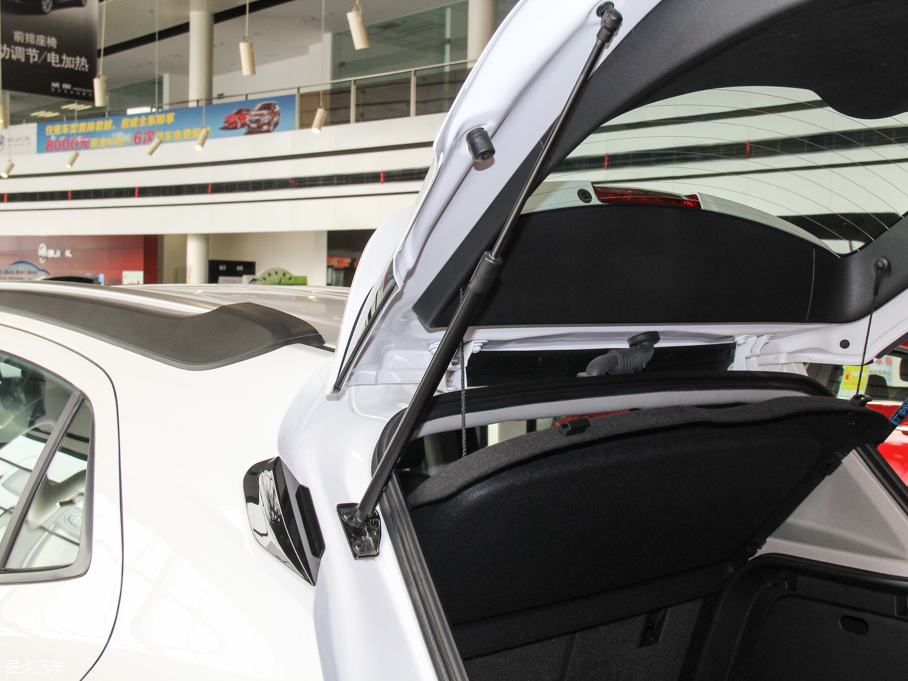 2015����� 1.4T �ԄӃ�򌶼�о�Ӣ��