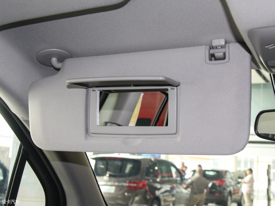 2015����� 1.4T �ԄӃ�򌶼�о�Ӣ��