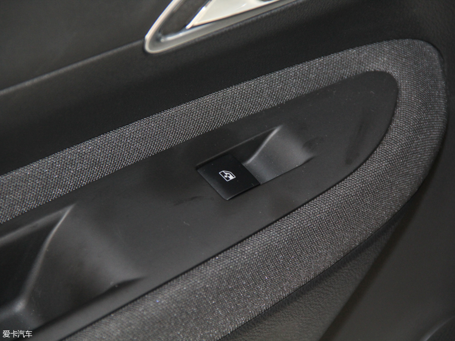 2015����� 1.4T �Ԅ�(d��ng)���(q��)���о�Ӣ��