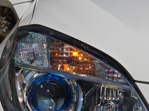 20151.4T ԄӃ򌶼оӢ ^