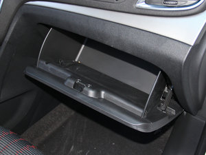 20151.4T ԄӃ򌶼оӢ 