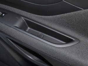 20151.4T ԄӃ򌶼оӢ g