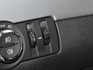 20151.4T ԄӃ򌶼оӢ g