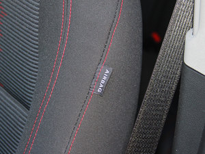 20151.4T ԄӃ򌶼оӢ g