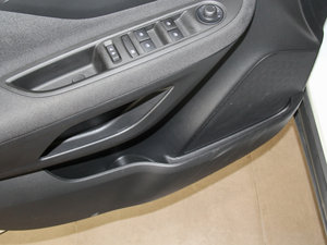 20151.4T ԄӃ򌶼оӢ g