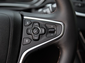 上海通用別克2015款君威GS