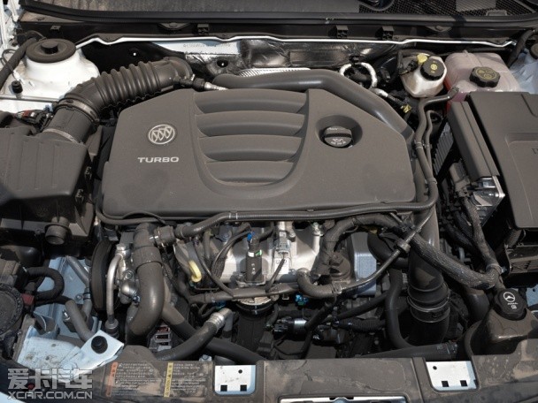 上海通用別克2015款君威GS