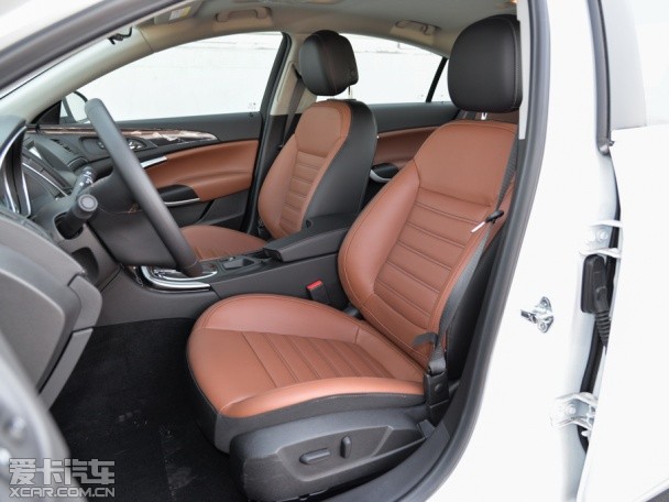 上海通用別克2015款君威GS