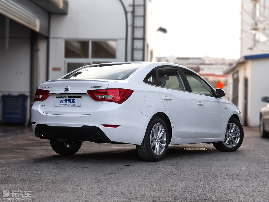 2015Ӣ 18T px\(yn)Ş